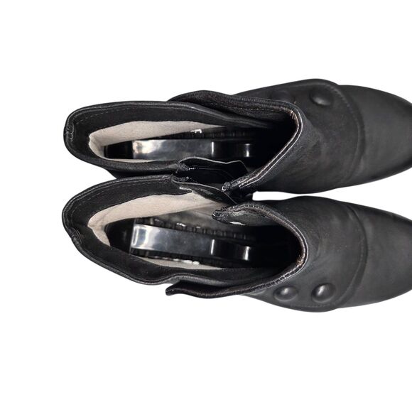 Miz Mooz Leather Black Ankle Boots Button Side Victorian Style Low Heel Sz 38 - Picture 8 of 9